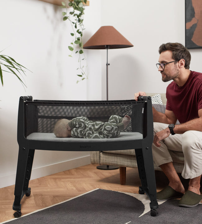 Managing Your Baby's Christmas Sleep Routine