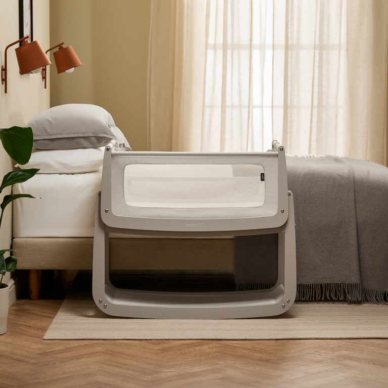 SnuzPod5 Bedside Crib Pebble