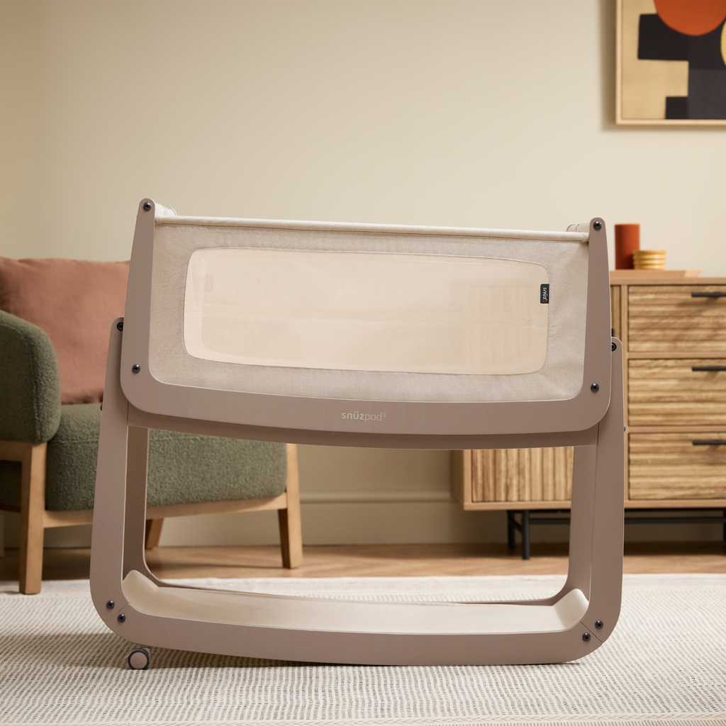SnuzPod5 Bedside Crib Mocha