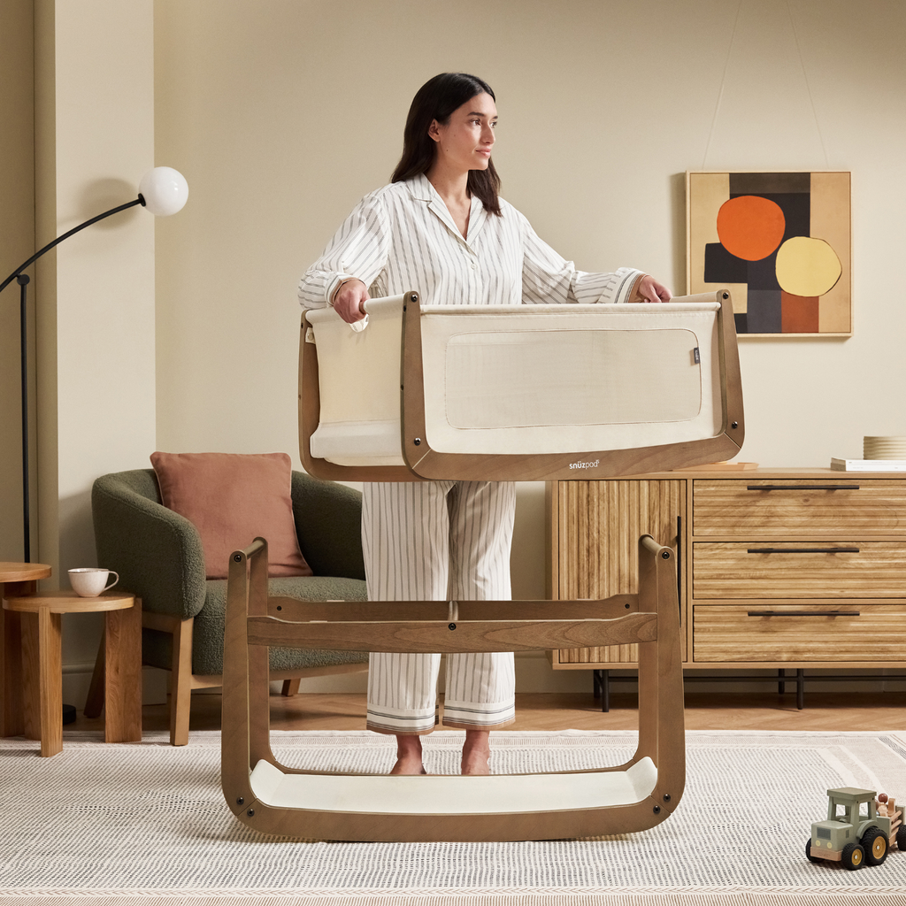 SnuzPod5 Bedside Crib Walnut