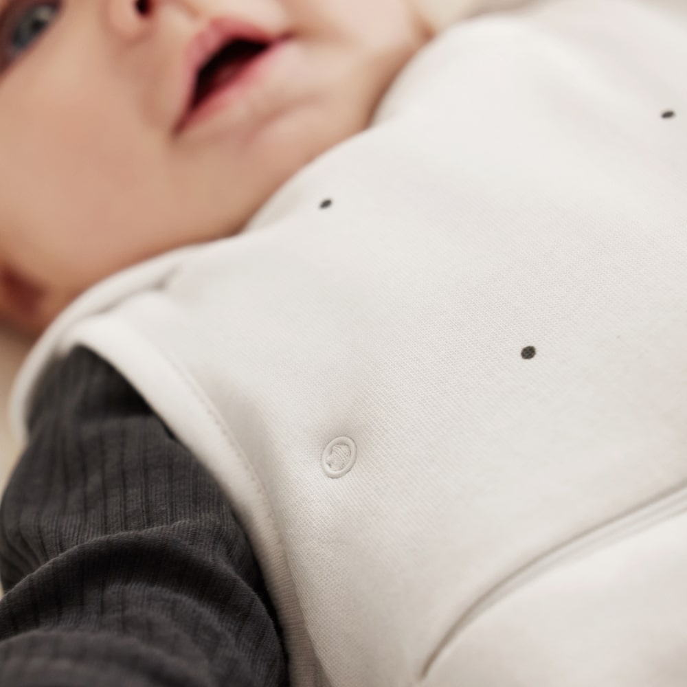 SnuzPouch Sleeping Bag – White Dot