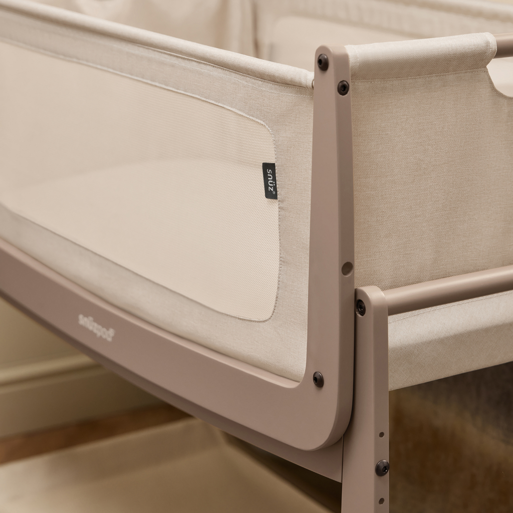 SnuzPod5 Bedside Crib Mocha