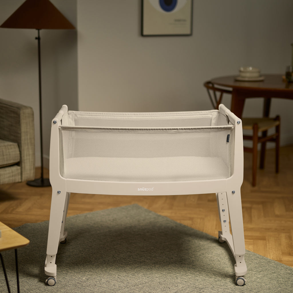 SnuzPod Studio Bedside Crib Vienna