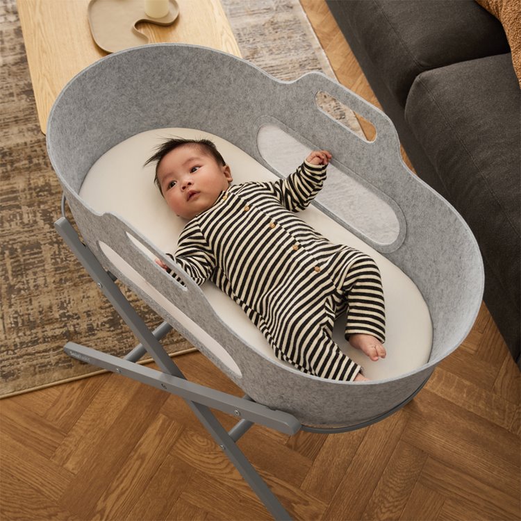 SnuzBaskit Light Grey Moses Basket & Dove Stand