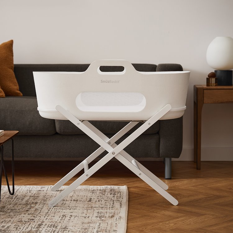 SnuzBaskit White Moses Basket & White Stand