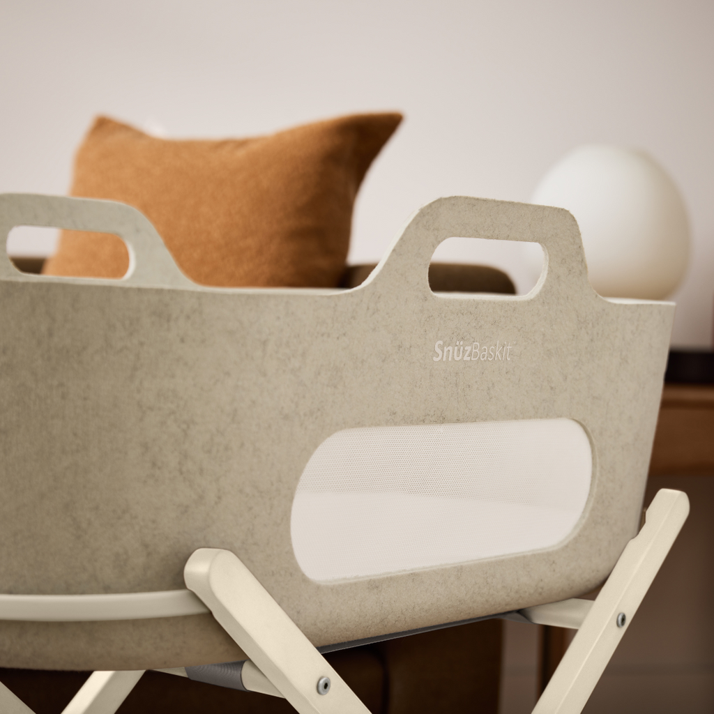 SnuzBaskit Barley Moses Basket & Cashmere Stand