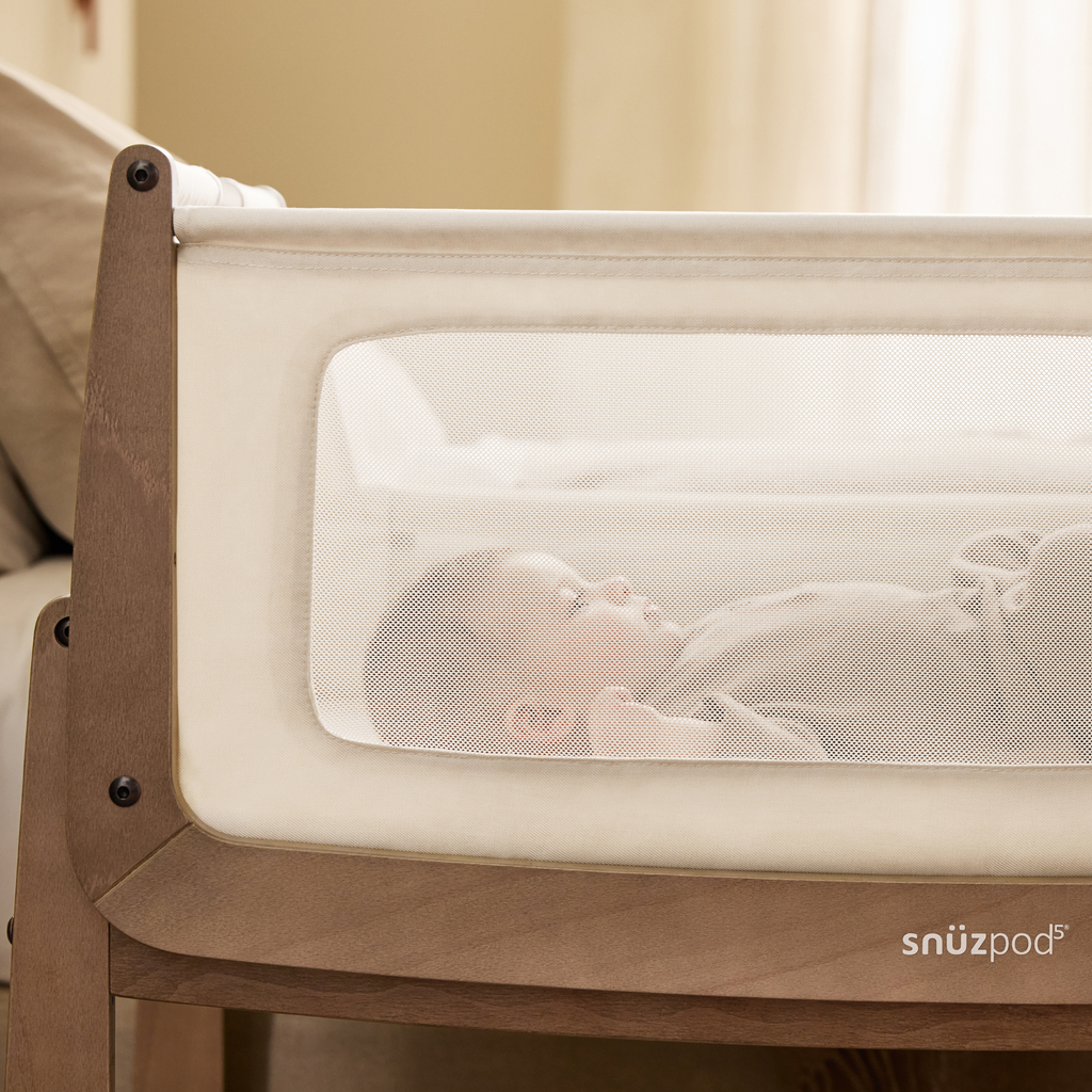 SnuzPod5 Bedside Crib Walnut