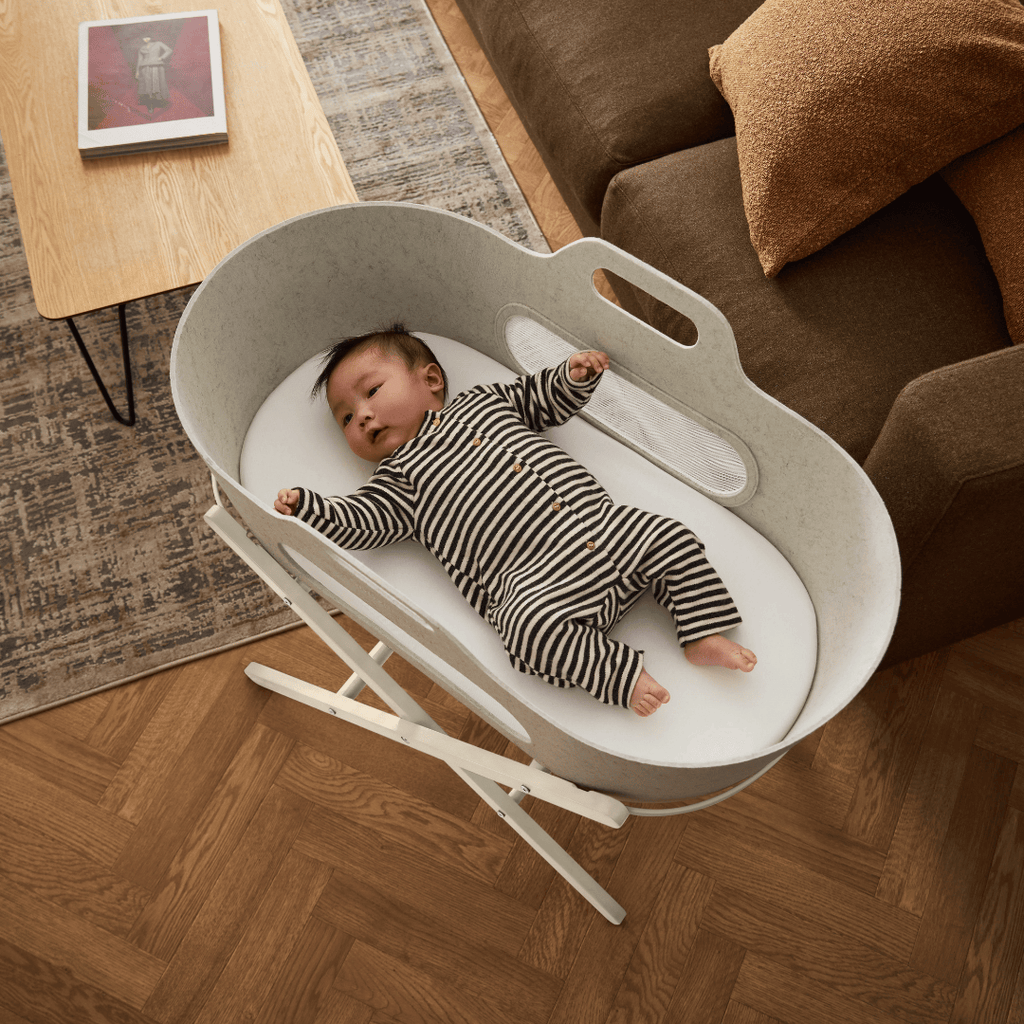 SnuzBaskit Barley Moses Basket & Cashmere Stand