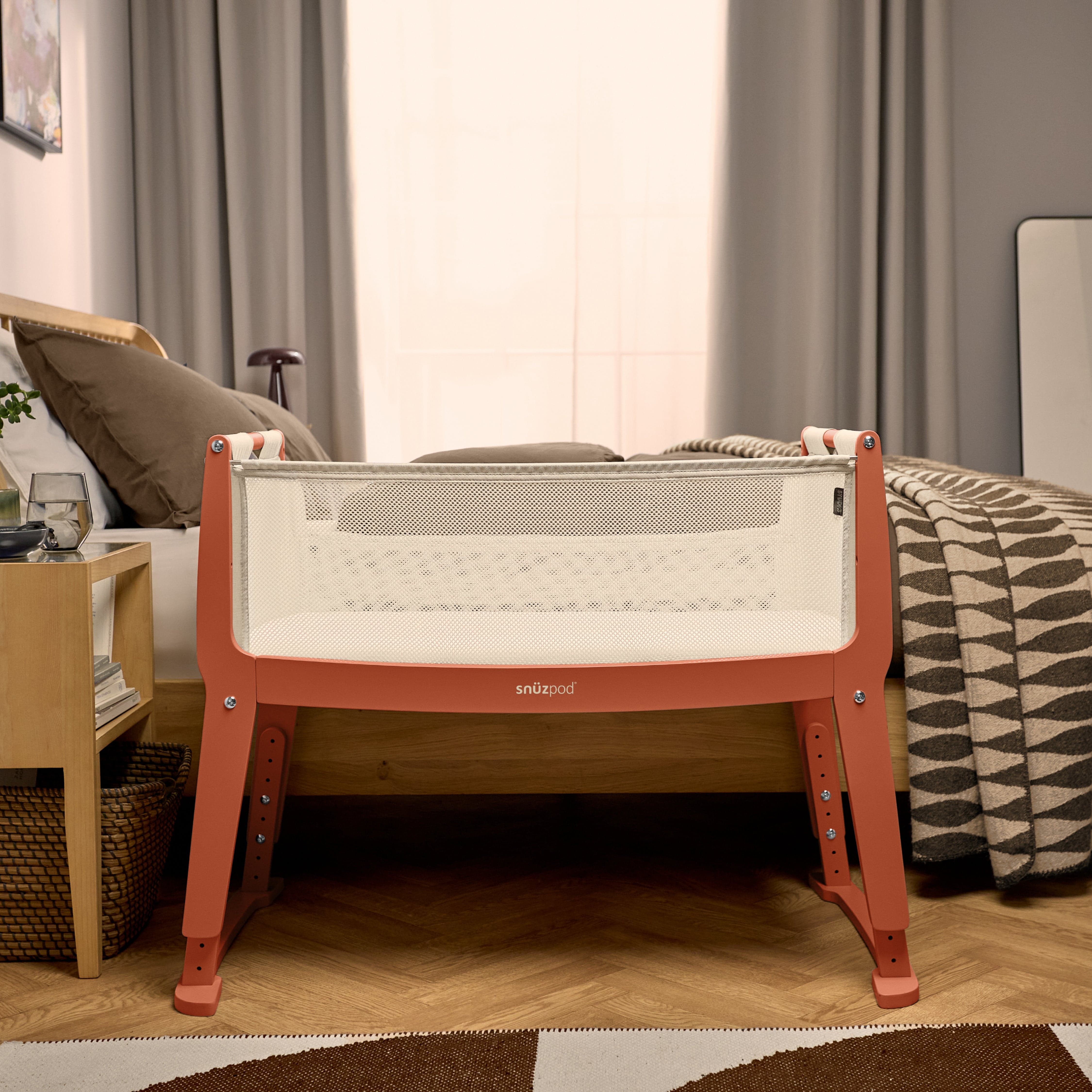 Snus Pod Snüz | SnuzPod Studio Bedside Crib Florence & Snuz