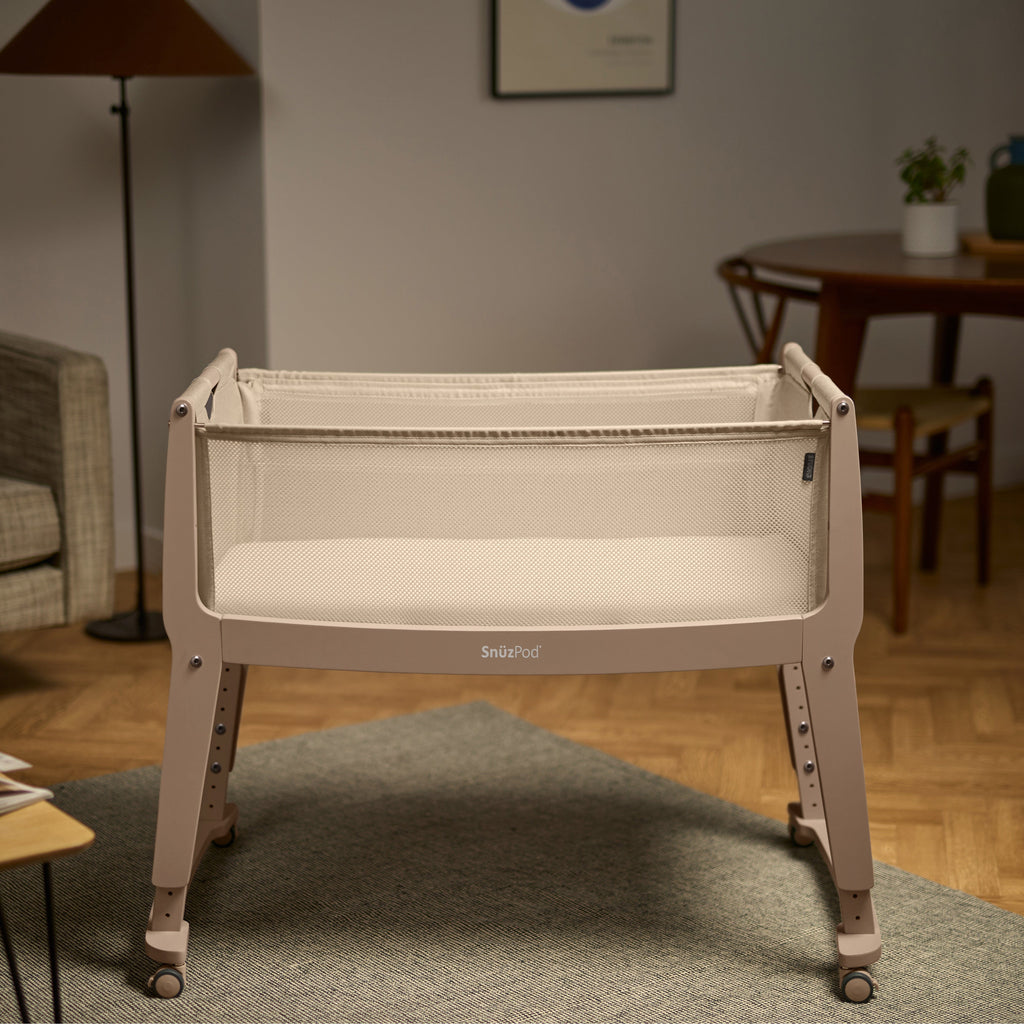 SnuzPod Studio Bedside Crib Milan