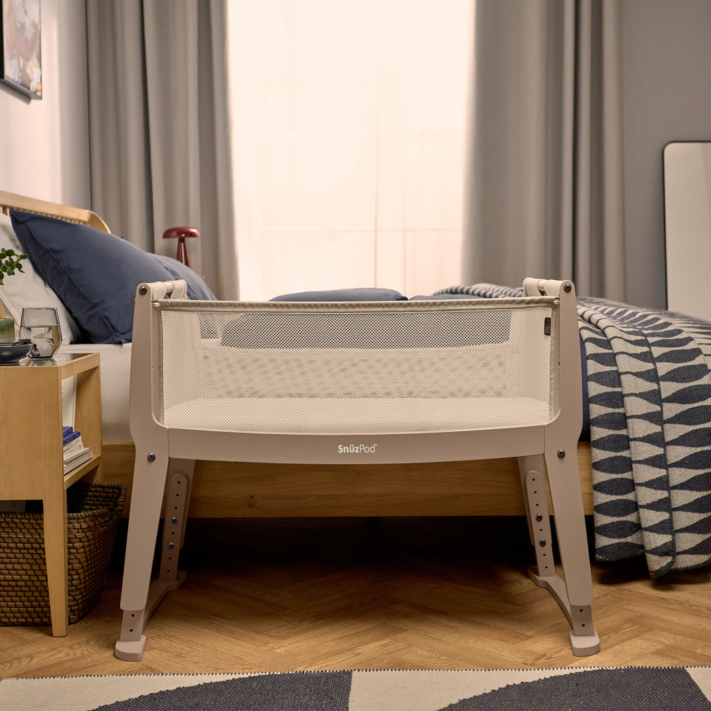 SnuzPod Studio Bedside Crib Milan
