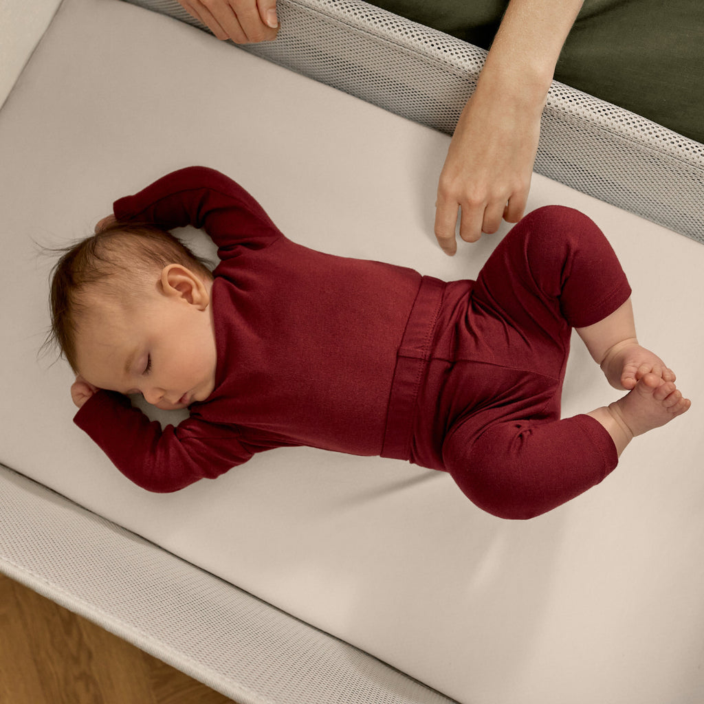 SnuzPod Studio Bedside Crib Tokyo