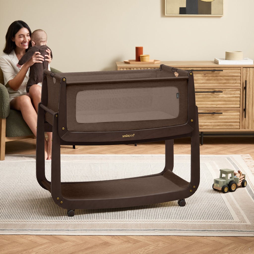 SnuzPod5 Bedside Crib Chocolate