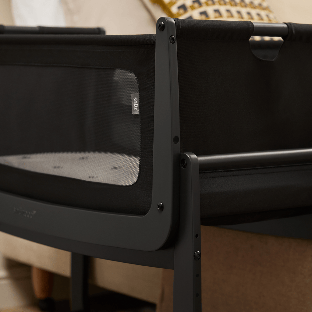 SnuzPod5 Bedside Crib Graphite