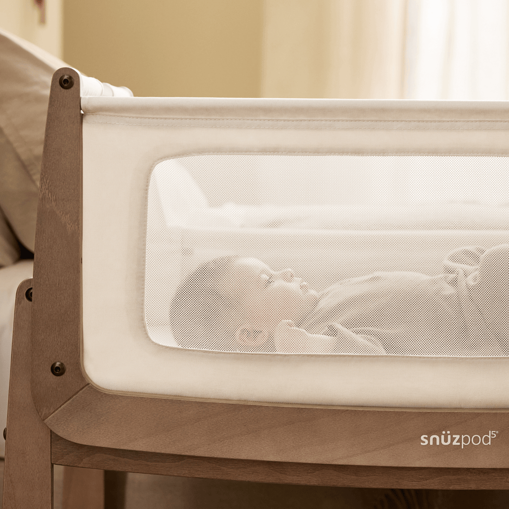 SnuzPod5 Bedside Crib Walnut