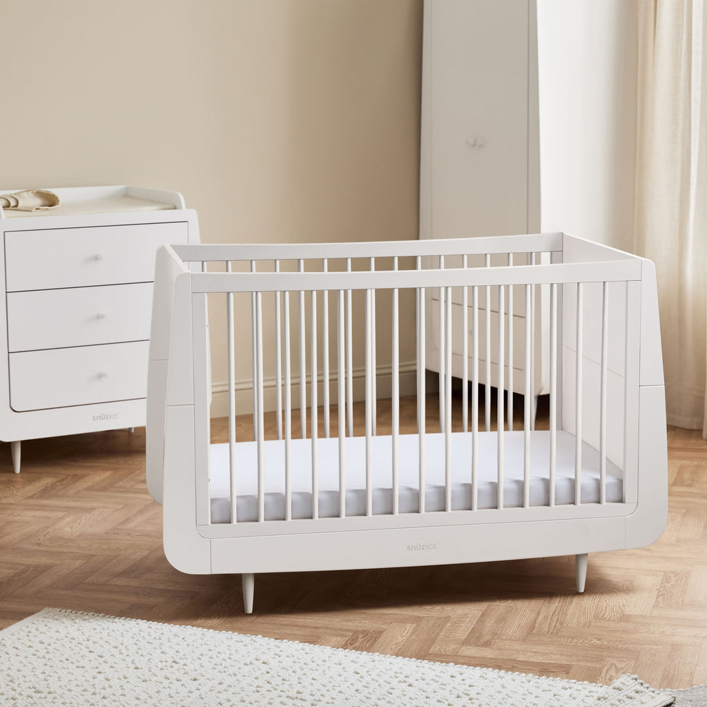 SnuzKot Skandi Cot Bed White